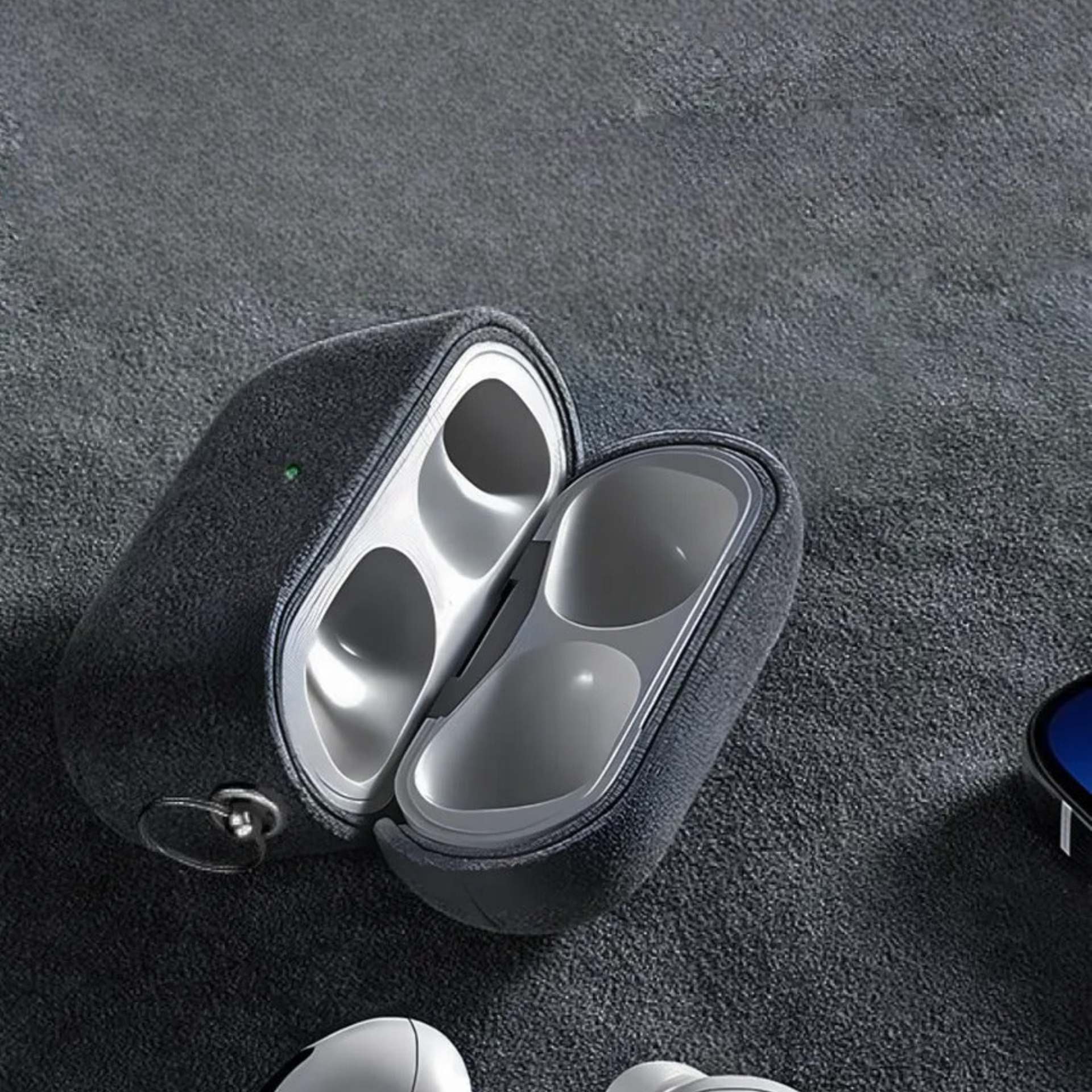 Airpods Luxury Leather Case - Image 4