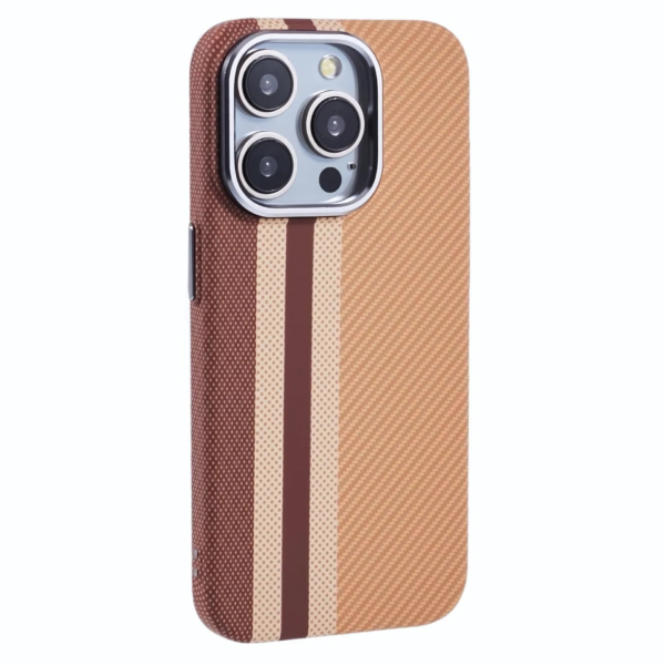Stripo Carbon MagSafe iPhone Case - Image 6