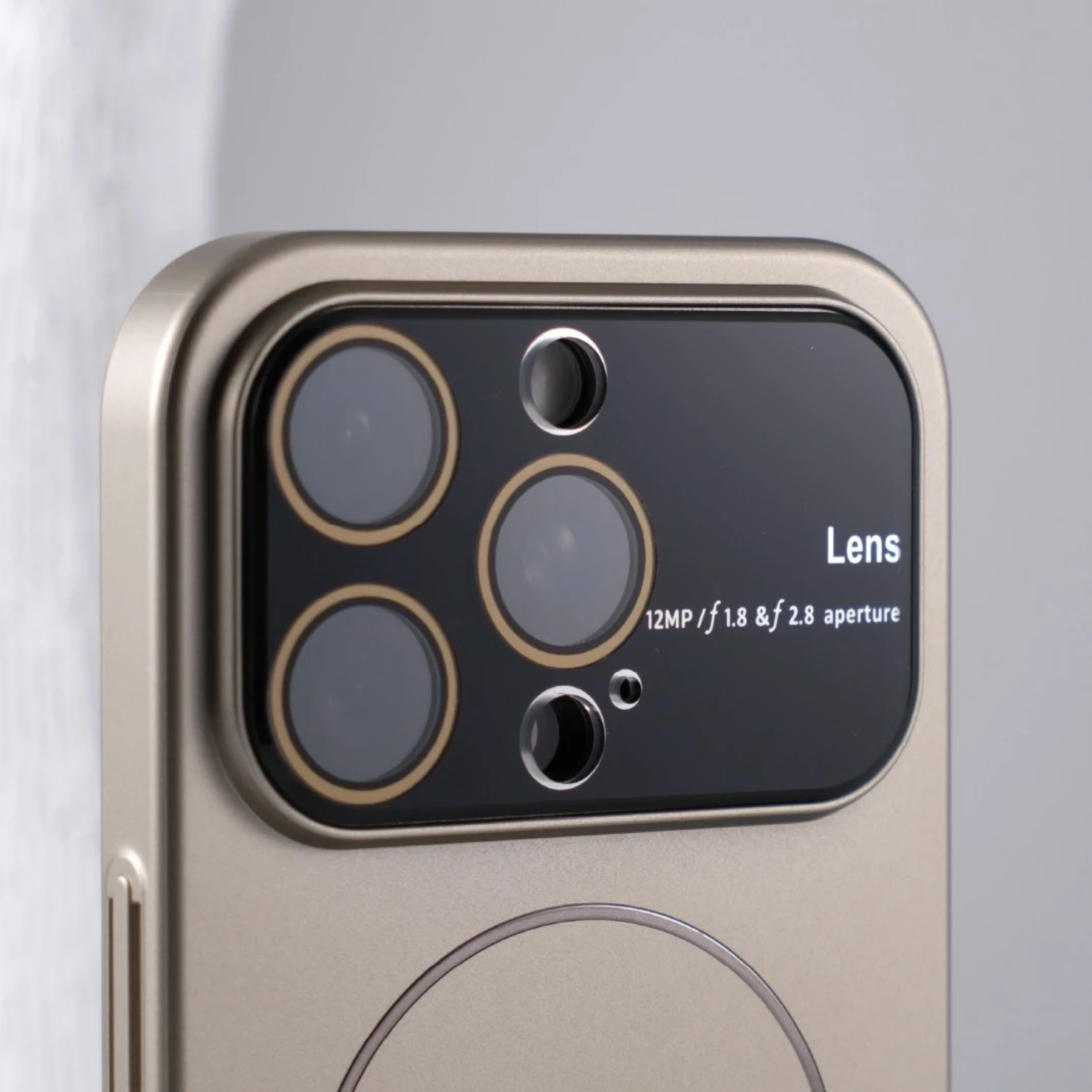 MagSafe Armor Slim Case - Image 3